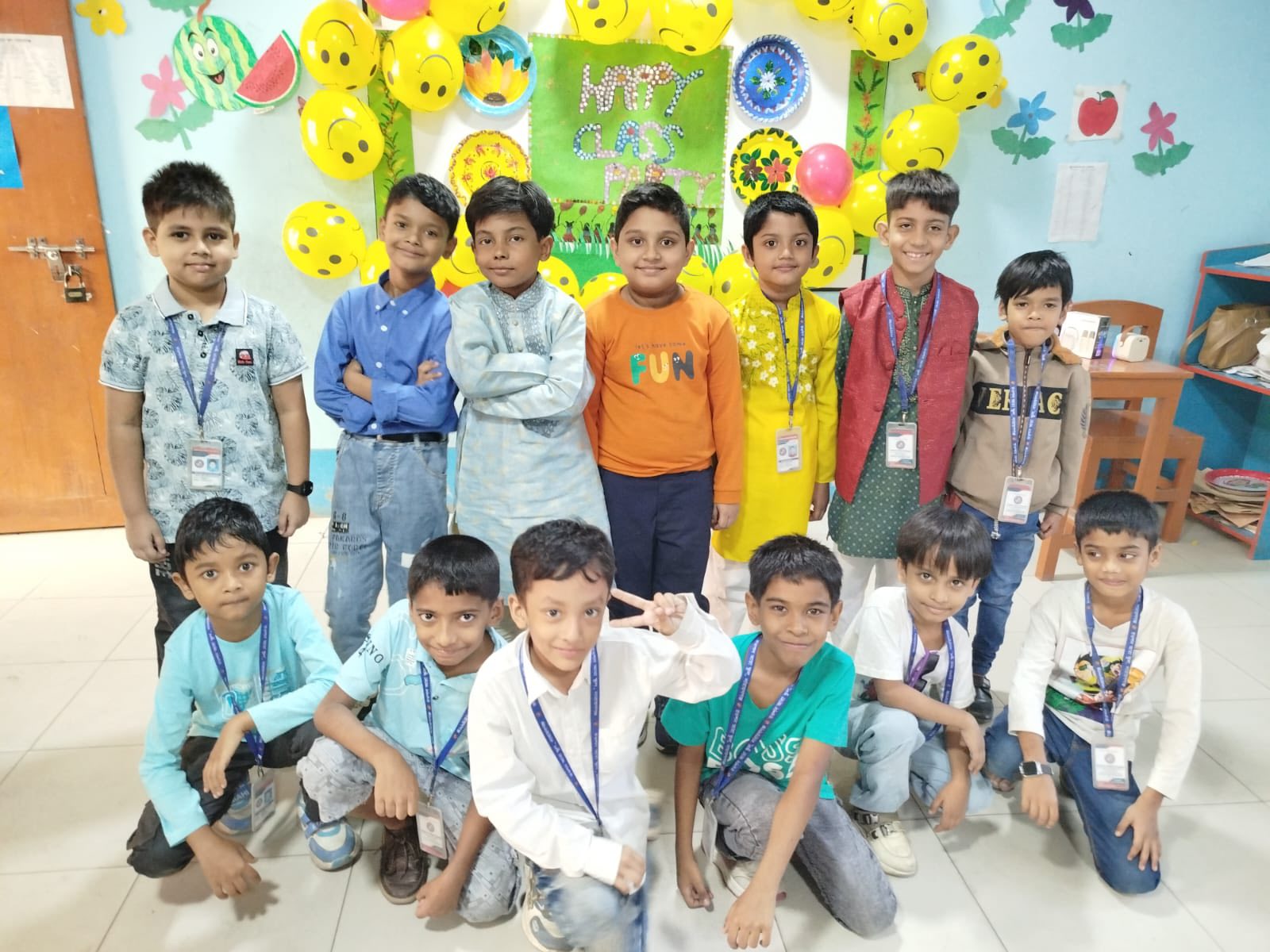 Students at Rowshan Ara School